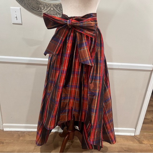 $498 Trina Turk Kalina skirt in red multi plaid - Picture 5 of 13